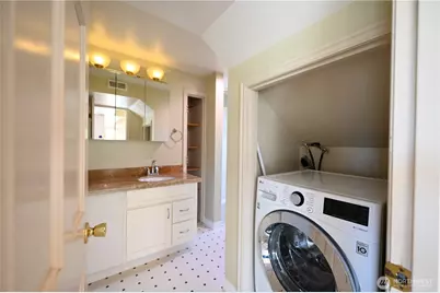 1953 10th Avenue W, Seattle, WA 98119 - Photo 10