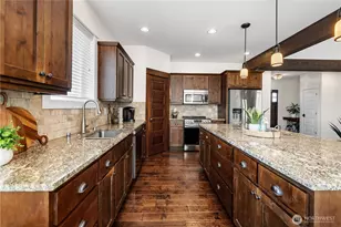 733 W Park Dr, Lynden, WA 98264 - Photo 14