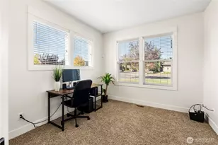733 W Park Dr, Lynden, WA 98264 - Photo 24