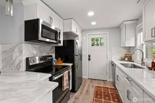 12015 69th Ave S, Seattle, WA 98178 - Photo 8