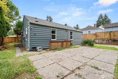 12015 69th Avenue S, Seattle, WA 98178 - Photo 16