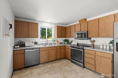 8115 145th Drive SE #2, Snohomish, WA 98290 - Photo 4