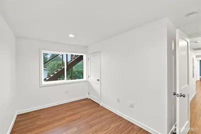4106 Cliff Drive, Everett, WA 98203 - Photo 28