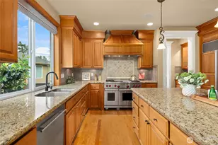 10311 NE 194th St, Bothell, WA 98011 - Photo 10