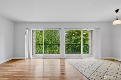 321 Bellevue Way SE #203, Bellevue, WA 98004 - Photo 8