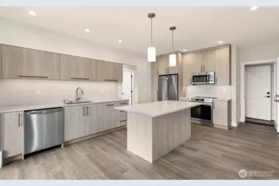 8333 NE Juanita Drive, Kirkland, WA 98034 - Photo 18