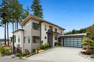 8333 NE Juanita Dr, Kirkland, WA 98034 - Photo 1