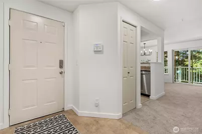 1628 118th Avenue SE #F217, Bellevue, WA 98005 - Photo 8
