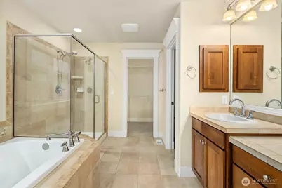 25831 SE 30th Street, Sammamish, WA 98075 - Photo 14