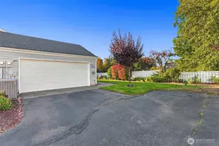 2801 N Narrows Dr, Tacoma, WA 98407 - Photo 2