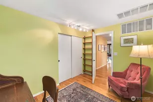 2801 N Narrows Dr, Tacoma, WA 98407 - Photo 8