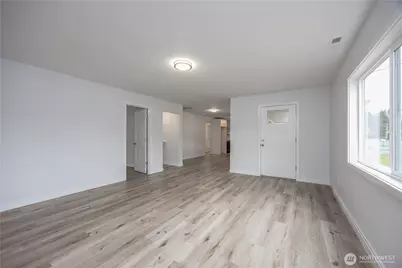 2624 48th Avenue, Longview, WA 98632 - Photo 6