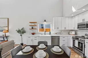 12038 N Park Ave N, Seattle, WA 98133 - Photo 10
