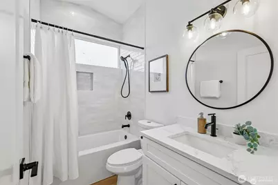 12038 N Park Avenue N, Seattle, WA 98133 - Photo 20