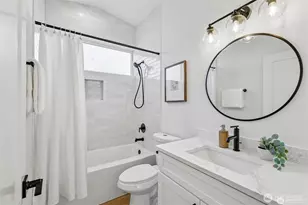 12038 N Park Ave N, Seattle, WA 98133 - Photo 20