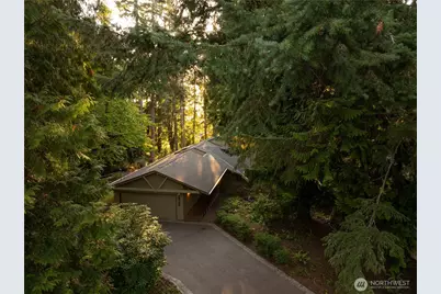 18710 88th Avenue W, Edmonds, WA 98026 - Photo 34