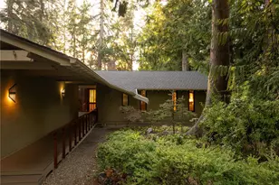 18710 88th Ave W, Edmonds, WA 98026 - Photo 2