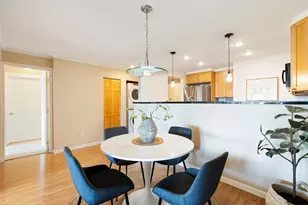 2221 Gilman Dr W, Seattle, WA 98119 - Photo 12