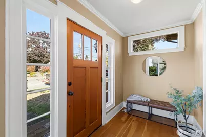 521 W Illinois Street, Bellingham, WA 98225 - Photo 4