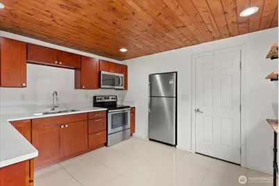 234 SW 208th Street, Normandy Park, WA 98166 - Photo 10