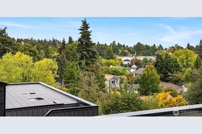 8544 Interlake Avenue N, Seattle, WA 98103 - Photo 8