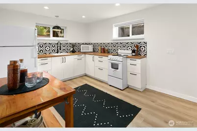 6842 25th Avenue NE, Seattle, WA 98115 - Photo 24