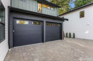 12847 NE 112th St, Kirkland, WA 98033 - Photo 32