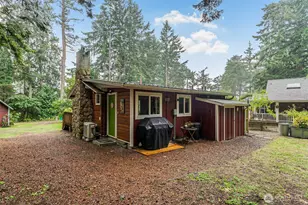 3319 Walnut Ct, Camano Island, WA 98282 - Photo 18