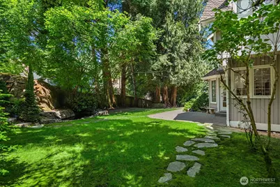 19862 NE 126th Place, Woodinville, WA 98077 - Photo 32