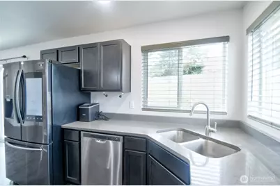 308 Middleton Court SE, Rainier, WA 98576 - Photo 10