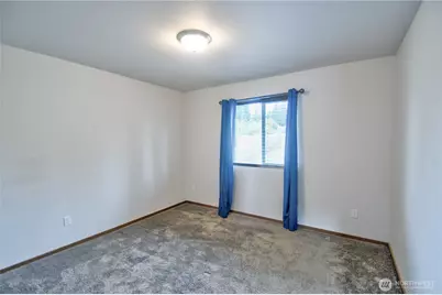 308 Middleton Court SE, Rainier, WA 98576 - Photo 16