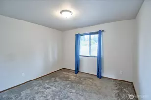308 Middleton Ct SE, Rainier, WA 98576 - Photo 16