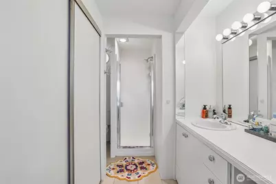 10203 47th Avenue SW #B3, Seattle, WA 98146 - Photo 18