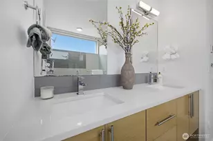 632 NW 85th St, Seattle, WA 98117 - Photo 24
