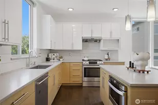 632 NW 85th St, Seattle, WA 98117 - Photo 8