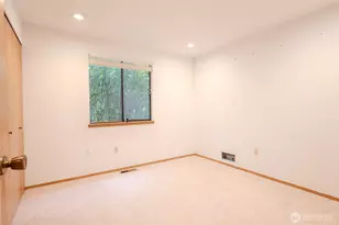 19507 55th Ave NE, Lake Forest Park, WA 98155 - Photo 14