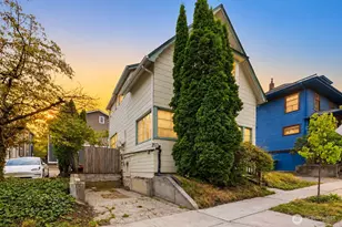 1717 E Thomas St, Seattle, WA 98112 - Photo 2