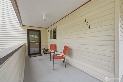 8516 196th Street SW #204, Edmonds, WA 98026 - Photo 2