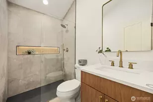 15744 Renton Issaquah Rd SE, Renton, WA 98059 - Photo 14