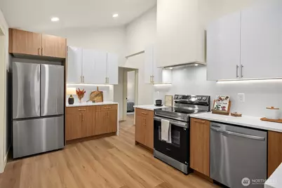 15744 Renton Issaquah Road SE, Renton, WA 98059 - Photo 10