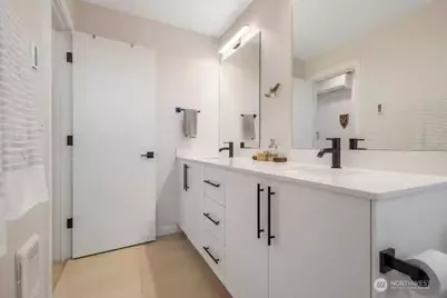 1131 NW 57th Street #B, Seattle, WA 98107 - Photo 12