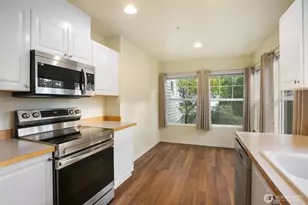 22109 43rd Ave S, Kent, WA 98032 - Photo 10
