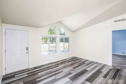 450 Secluded Lane, Oak Harbor, WA 98277 - Photo 6