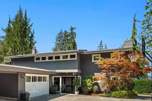 4600 92nd Ave NE, Yarrow Point, WA 98004 - Photo 2