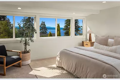 4600 92nd Avenue NE, Yarrow Point, WA 98004 - Photo 26