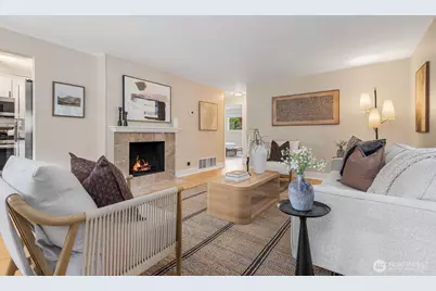 10208 114th Pl NE, Kirkland, WA 98033 - Photo 2