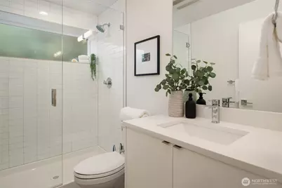 5447 21st Avenue SW, Seattle, WA 98106 - Photo 32