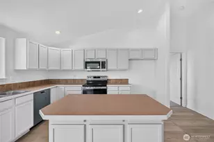 420 T St SW, Quincy, WA 98848 - Photo 14