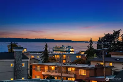 505 5th Avenue S #305, Edmonds, WA 98020 - Photo 2
