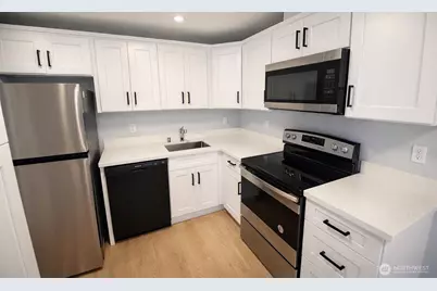 3801 S 12th Street #2, Tacoma, WA 98405 - Photo 8